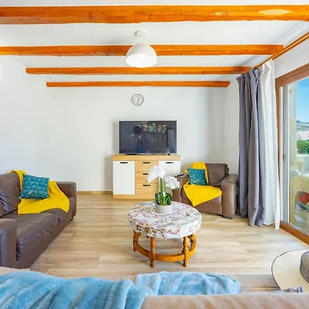 Villa Delmare - Plusholidays *